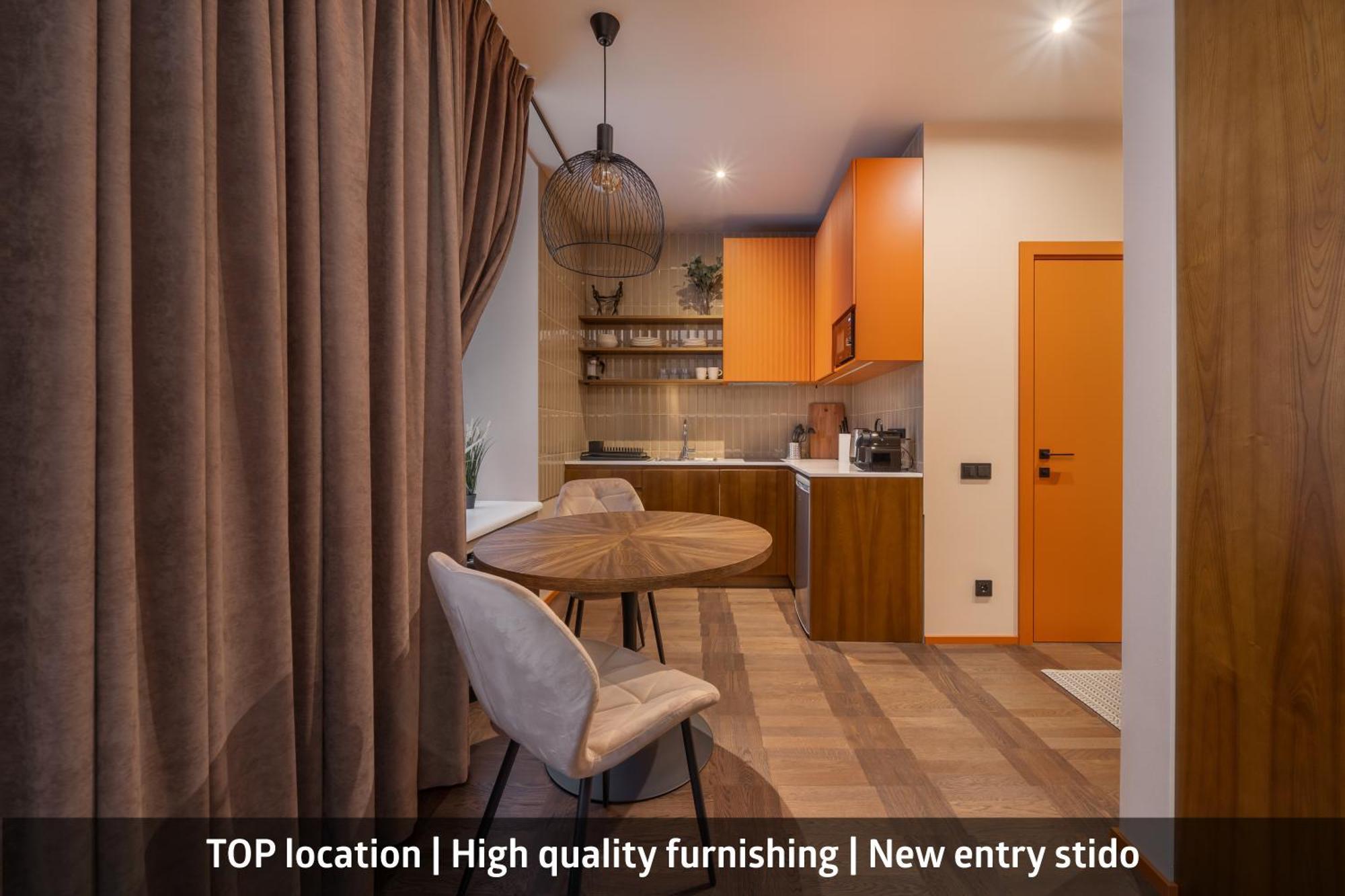 Stylish Old Town Apartment On Mucenieku Street リガ エクステリア 写真